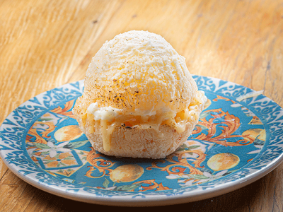 Pão de Queijo Minas e requeijão